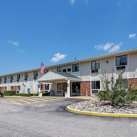 Quality Inn Санфорд Екстериор снимка