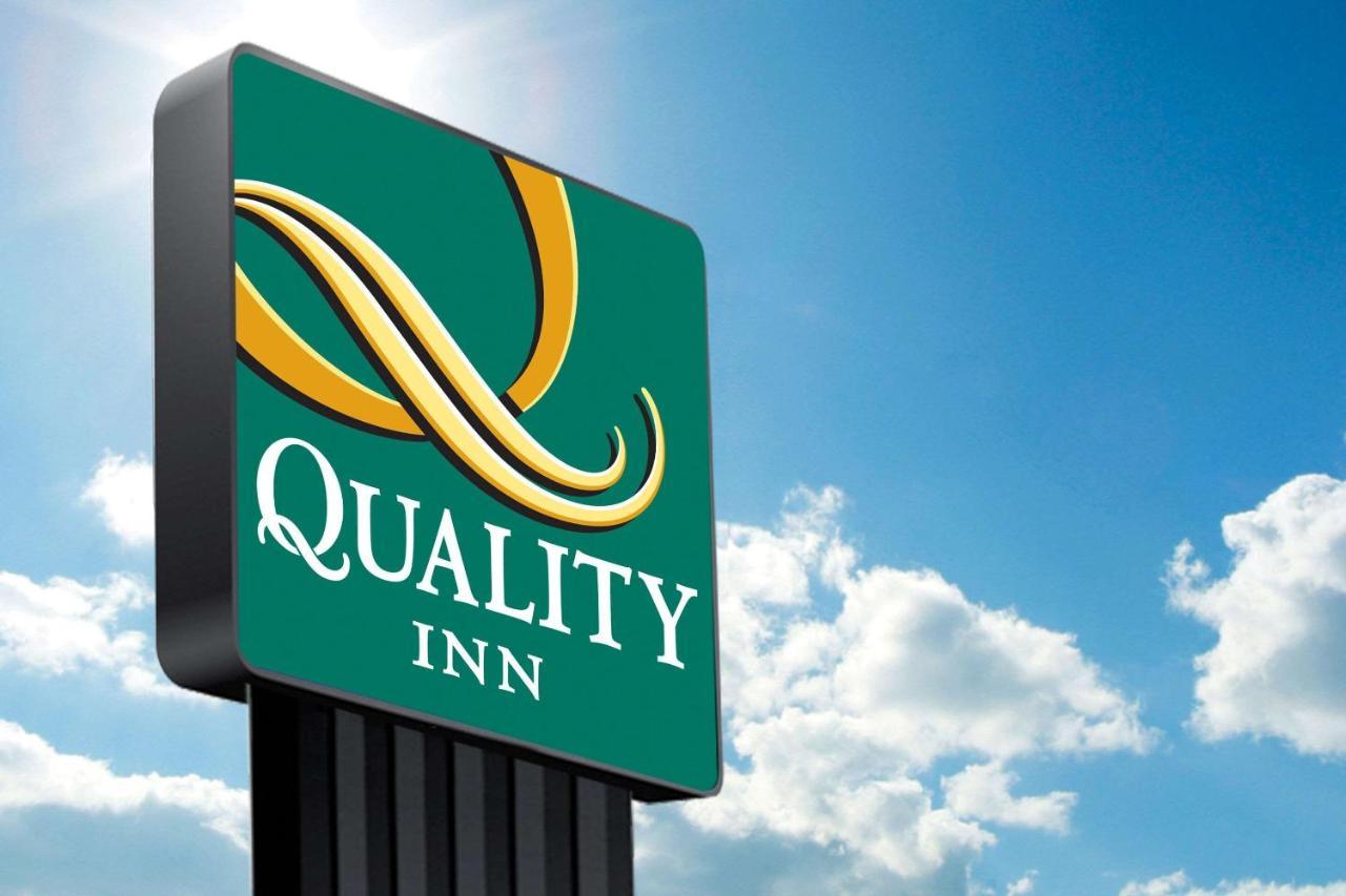 Quality Inn Санфорд Екстериор снимка