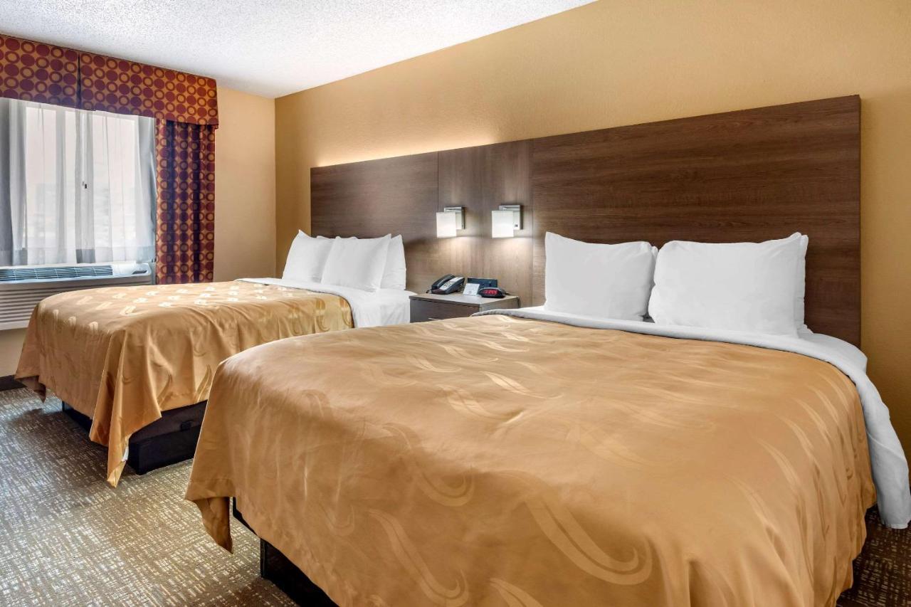 Quality Inn Санфорд Екстериор снимка